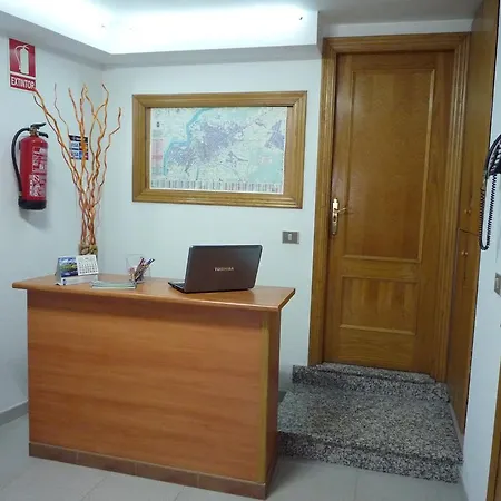 ゲストハウス Residencia Ponte Vella